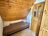 Prodej rekreačního objektu v Hůrce, městské části Horní Planá - pokoj 2 podkroví