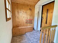 Prodej rekreačního objektu v Hůrce, městské části Horní Planá - vstupní zádveří
