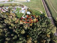 Prodej rovinatého pozemku o výměře 558m2 v Sezimově Ústí - DJI_20250817042132_0213_D (2) (kopie).jpeg