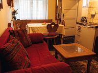 Prodej 1/2 bytového domu, Praha 9 - Hloubětín, ul. Poděbradská - DSC07602 (1) (kopie).jpeg