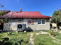 Pronájem rodinného domu 3+1 v Měšicích, městské části Tábora - dům - pohled ze zahrady