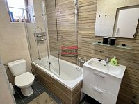 Pronájem zařízené bytové jednotky 2+kk 48,48 m2 v centru Bechyně - koupelna