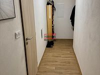 Pronájem bytové jednotky 2+kk 37,4 m2 v centru Tábora - chodba