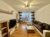 Pronájem bytu 3+1, 78m2, lodžie, sklep - Praha 4 - Michle - IMG_8221.jpeg