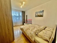 Pronájem bytu 3+1, 78m2, lodžie, sklep - Praha 4 - Michle - IMG_8242.jpeg