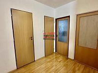 Pronájem bytu 3+1, 78m2, lodžie, sklep - Praha 4 - Michle - IMG_8252.jpeg