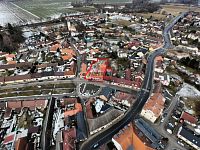 Prodej hrubé stavby bytového domu - 8 bytových jednotek + 11 parkovacích míst, Lomnice nad Lužnicí - DJI_20251122145515_0016_D (kopie).jpeg