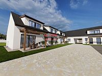 Prodej hrubé stavby bytového domu - 8 bytových jednotek + 11 parkovacích míst, Lomnice nad Lužnicí