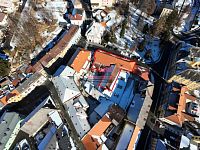 Prodej 1/2 komerčního objektu ve Vimperku - 1.jpg