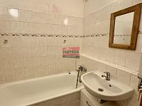 Prodej bytu 2+1 s balkonem, 45,03m2, Milovice - Braniborská ulice - IMG_8427.jpeg