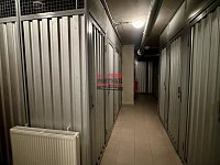 Prodej bytu 1+kk s balkonem, garážovým stáním a sklepem - Ocelářská, Praha 9 - Vysočany - IMG_2142.jpeg