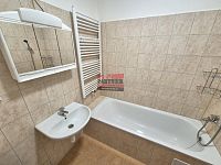 Pronájem bytu 4+1 se dvěma balkony a garáží, Chotěmice - 12.jpg