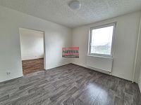 Pronájem bytu 4+1 se dvěma balkony a garáží, Chotěmice - 5.jpg