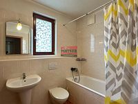 Prodej bytu 1+kk s balkonem, garážovým stáním a sklepem - Ocelářská, Praha 9 - Vysočany - IMG_2120.jpeg