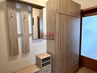 Prodej bytu 1+kk s balkonem, garážovým stáním a sklepem - Ocelářská, Praha 9 - Vysočany - IMG_2124.jpeg