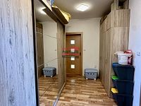 Prodej prostorného bytu 3+1 s lodžií v centru Veselí nad Lužnicí - Blatské sídliště - IMG_9405.jpeg