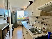 Prodej prostorného bytu 3+1 s lodžií v centru Veselí nad Lužnicí - Blatské sídliště - IMG_9445.jpeg