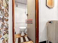 Prodej bytu 3+1 v Neplachově - toaleta