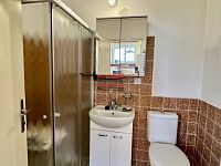 Prodej rodinného domu o užitné ploše 218m2 s pozemkem o výměře 877m2 v Malšicích - IMG_9035.jpeg