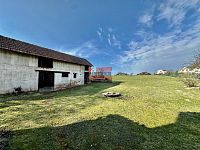 Prodej rodinného domu o užitné ploše 218m2 s pozemkem o výměře 877m2 v Malšicích - IMG_9115.jpeg