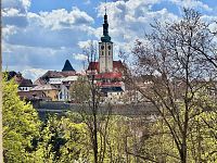 Pronájem zděného bytu 2+1 58,03 m2 v centru Tábora - výhled z okna