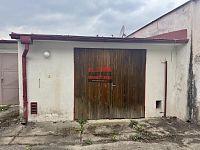 Pronájem garáže 30,5 m2 v centru Bechyně - garáž
