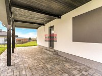 Pronájem novostavby RD 4+kk v Podolí I. - přístřešek/terasa