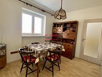 Pronájem prostorného bytu 4+1, 107m2 s balkonem v Táboře, ulice Husinecká - IMG_0629.jpg