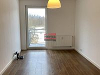 Pronájem prostorného bytu 3+kk, 101m2 s lodžií a balkonem v Táboře - IMG_7237.jpg