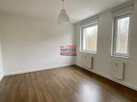 Pronájem prostorného bytu 3+kk, 101m2 s lodžií a balkonem v Táboře - IMG_7242.jpg