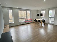 Pronájem prostorného bytu 3+kk, 101m2 s lodžií a balkonem v Táboře - IMG_7245.jpg