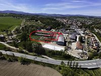 Komerční areál s dvěma halami a pozemkem o výměře 11.709m2 v Netolicích - 4.jpg