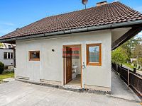 Prodej RD se dvěma garážemi, Tábor - Čelkovice - StudioBARAK-24.jpg