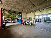 Komerční areál s halami, budovami a pozemkem o výměře 30.000m2 v Netolicích - IMG_3121.jpeg