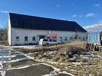 Komerční areál s halami, budovami a pozemkem o výměře 30.000m2 v Netolicích - IMG_8064.jpeg