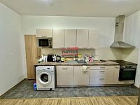 Pronájem bytu 1+1, 36m2 s balkonem a pracovnou, Praha - Smíchov