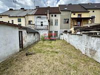 Prodej rodinného domu s garáží a zahradou v Táboře - IMG_0517.jpeg