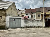 Prodej rodinného domu s garáží a zahradou v Táboře - IMG_0611.jpeg