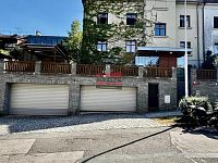 Pronájem prostorného bytu 3+1, 91m2, garážové stání - Praha 5, Smíchov - Malvazinky