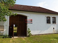 Chalupa 4+1 s uzavřeným dvorem a pozemkem 1.557m2, Haškovcova Lhota - 4.jpg