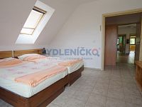 Prodej zaběhlého penzionu 275 m2, pozemek 1260 m2, Žíteč - Chlum u Třeboně - Prodej zaběhlého penzionu 275 m2, pozemek 1260 m2, Žíteč - Chlum u Třeboně