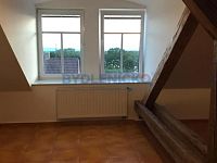 Pronájem světlého mezonetového bytu 2+kk, 74 m2, Masarykova ulice, Hluboká nad Vltavou - Pronájem světlého mezonetového bytu 2+kk, 74 m2, Masarykova ulice, Hluboká nad Vltavou