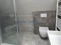 Pronájem bytu 1+kk po rekonstrukci, 40m2, nám. Přem. Ot. II. České Budějovice - Pronájem bytu 1+kk po rekonstrukci, 40m2, nám. Přem. Ot. II. České Budějovice - koupelna