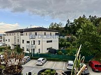 Exkluzivní pronájem bytu 1+kk, 35 m2 s balkonem a parkovacím stáním u Č. Budějovic s MHD - Exkluzivní pronájem bytu 1+kk, 35 m2 s balkonem a parkovacím stáním u Č. Budějovic