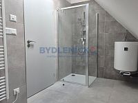 Pronájem kanceláře/ateliéru 38m2 s kuch. koutem a koupenou, nám. Přem. Ot. II., České Budějovice - Pronájem kanceláře/ateliéru 38m2 s kuch. koutem a koupenou, nám. Přem. Ot. II., České Budějovice - sociál