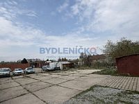 Pronájem zpevněné plochy k parkování nebo skladování – 357 m², ulice Blahoslavova, České Budějovice - Pronájem zpevněné plochy k parkování nebo skladování – 357 m², ulice Blahoslavova, České Budějovice