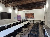 Pronájem komerčních prostor 90 m2, nám. Přemysla Otakara II., České Budějovice - Pronájem komerčních prostor 90 m2, nám. Přemysla Otakara II., ČB - konferenční prostor ve 2.NP