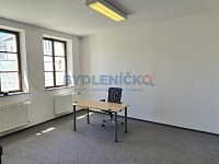 Pronájem komerčních prostor 90 m2, nám. Přemysla Otakara II., České Budějovice - Pronájem komerčních prostor 90 m2, nám. Přemysla Otakara II., ČB - malá kancelář
