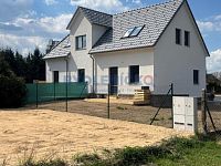 Prodej bytu 2+KK v novostavbě, osobní vlastnictví, Dvory nad Lužnicí, okr. Jindřichův Hradec - 4. venek.jpg