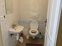 Pronájem statku (bývalého penzionu) se třemi samostatnými apartmány, Dobrkovská Lhotka, obec Slavče - Apartmán č. 1